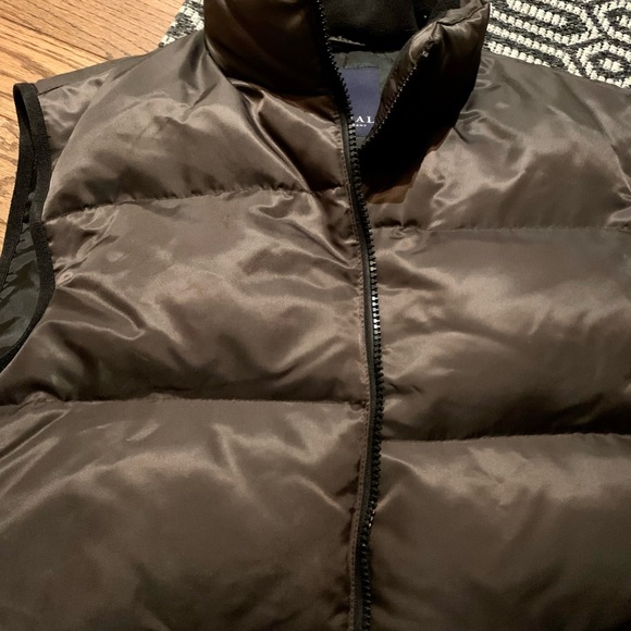 McNeal down filled Puffer Vest - Picture 10 of 15